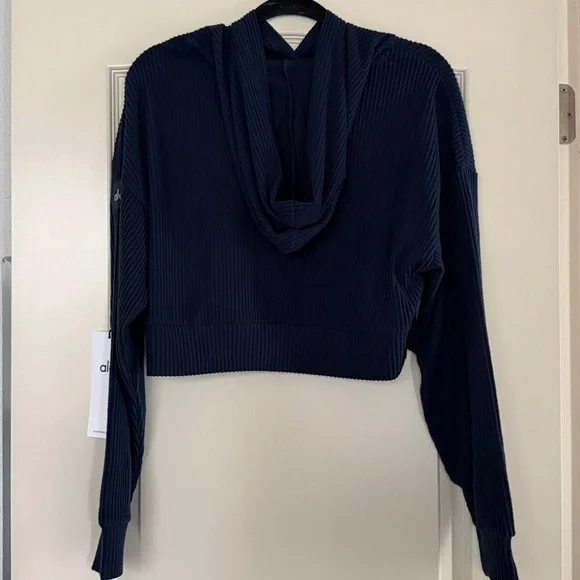 Alo Muse Hoodie - Picture 4 of 5